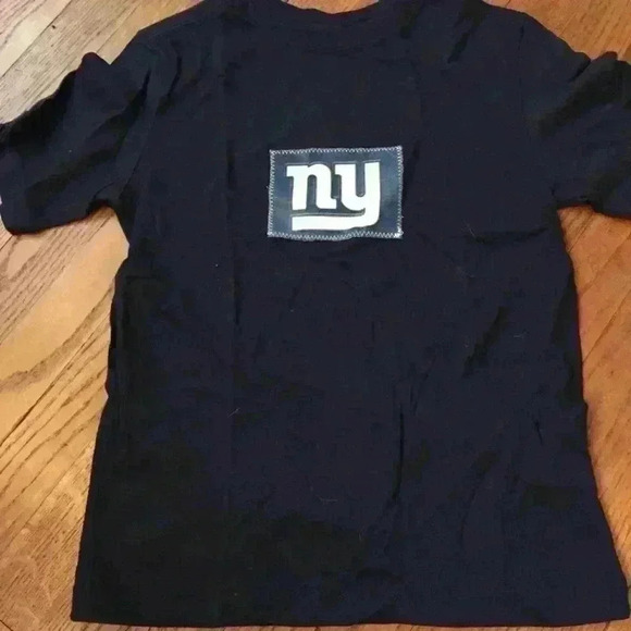 New! NY Giants T-shirt - Picture 2 of 4
